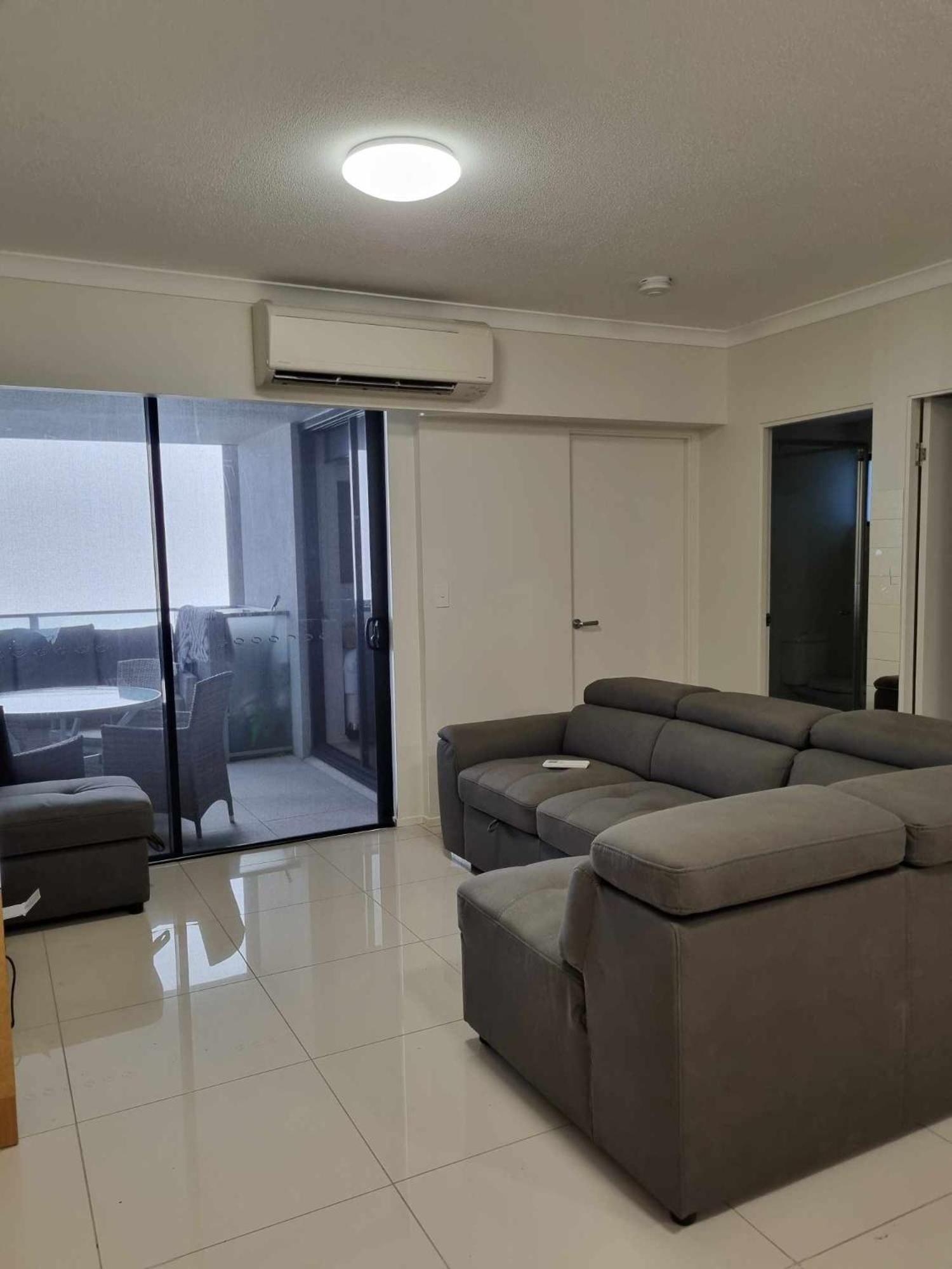 Private Bedroom And Bathroom In A Shared Homestay *