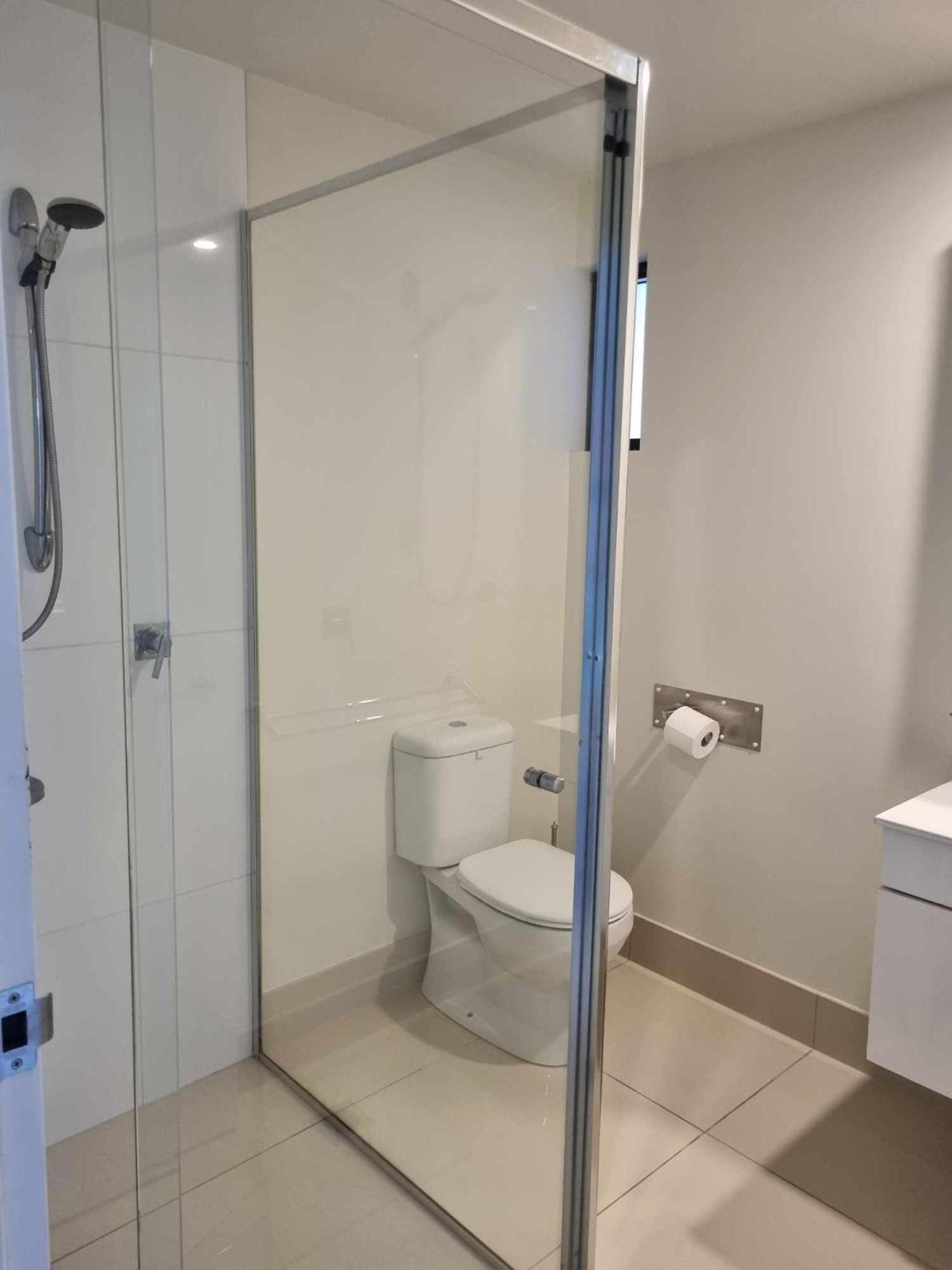 Homestay Private Bedroom And Bathroom In A Shared