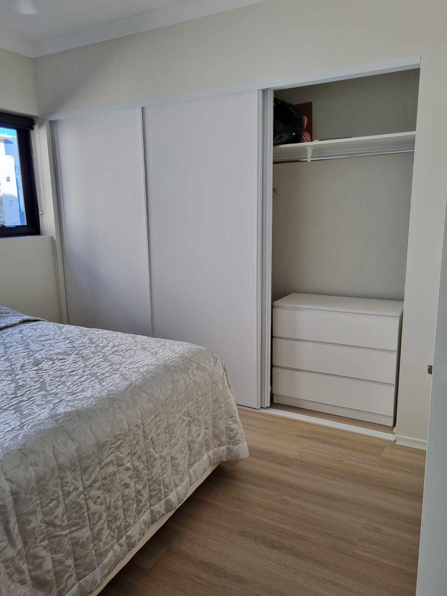 Homestay Private Bedroom And Bathroom In A Shared *